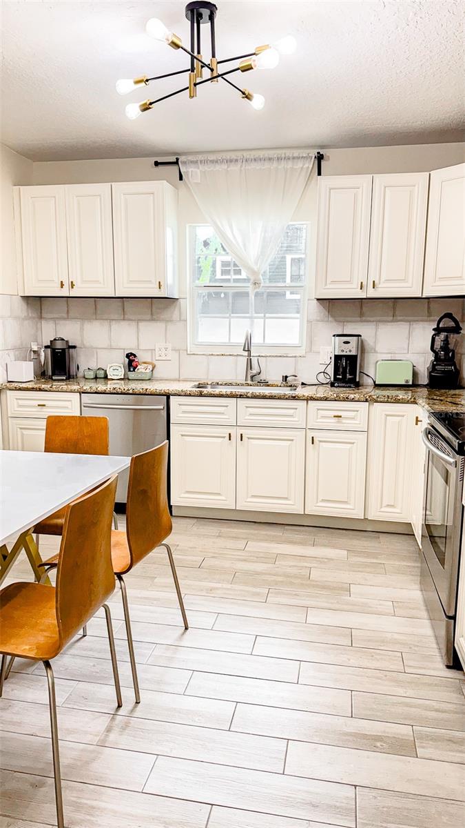 609 E LOUISIANA AVE, TAMPA, FL, 33603