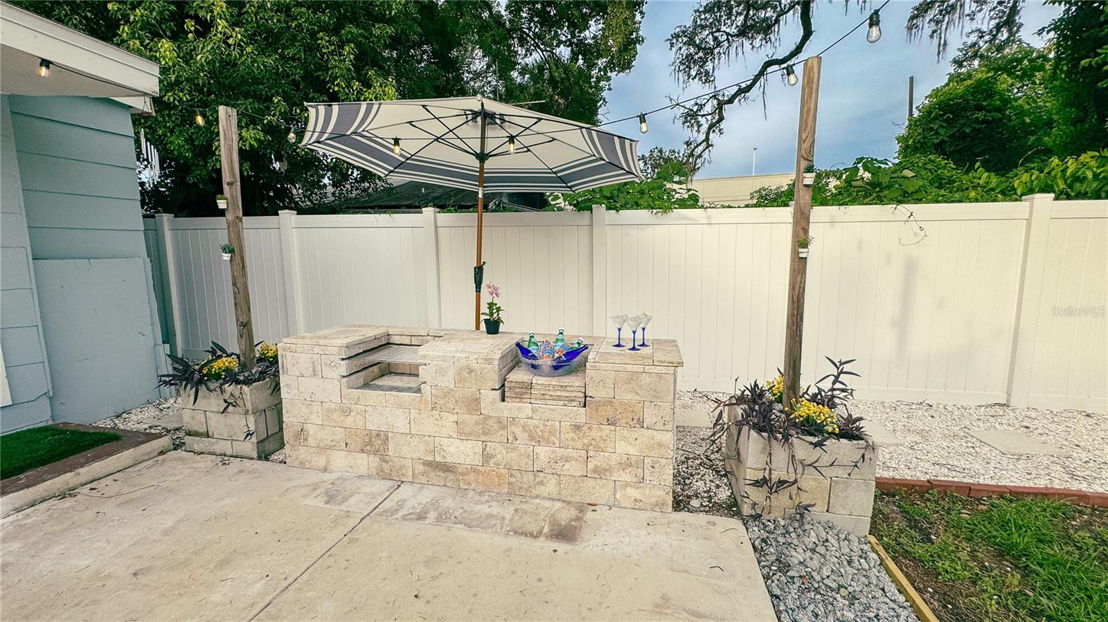 609 E LOUISIANA AVE, TAMPA, FL, 33603