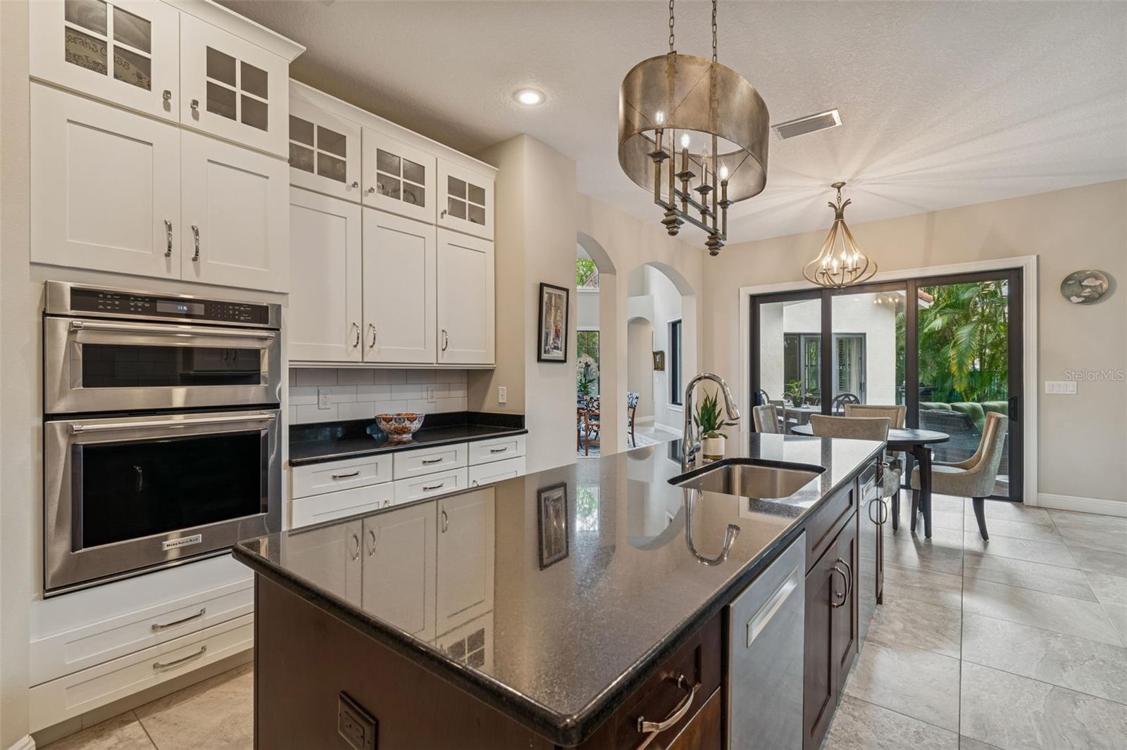 TB8475871 Property Photo