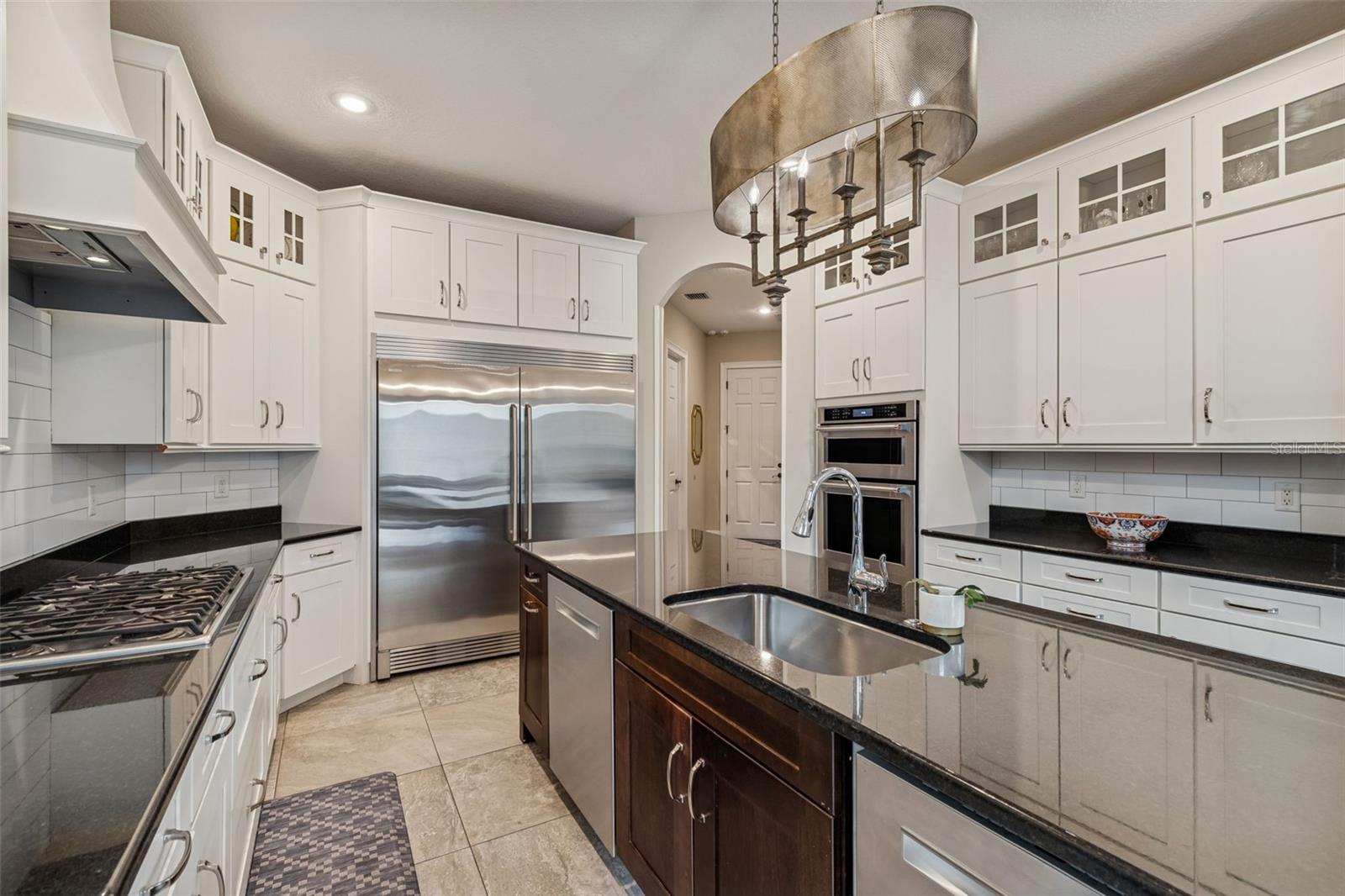 TB8475871 Property Photo