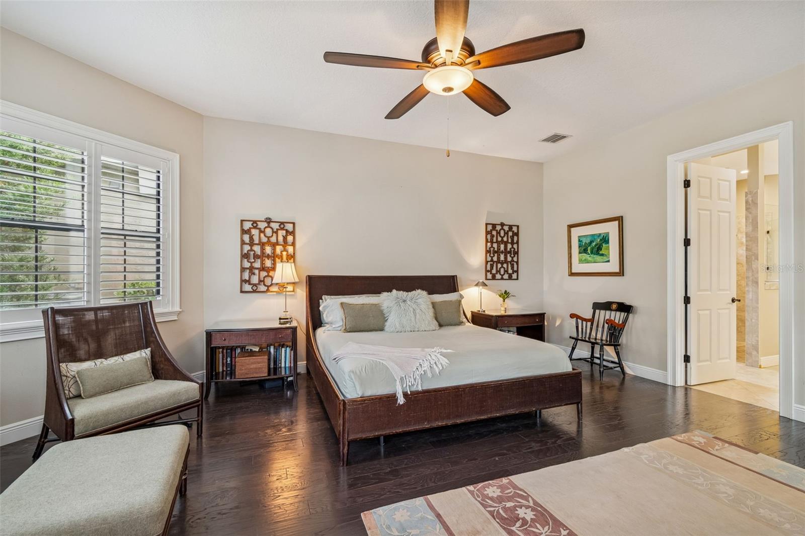 TB8475871 Property Photo