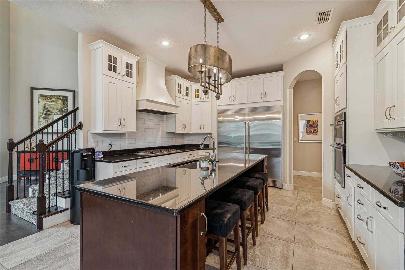 TB8475871 Property Photo