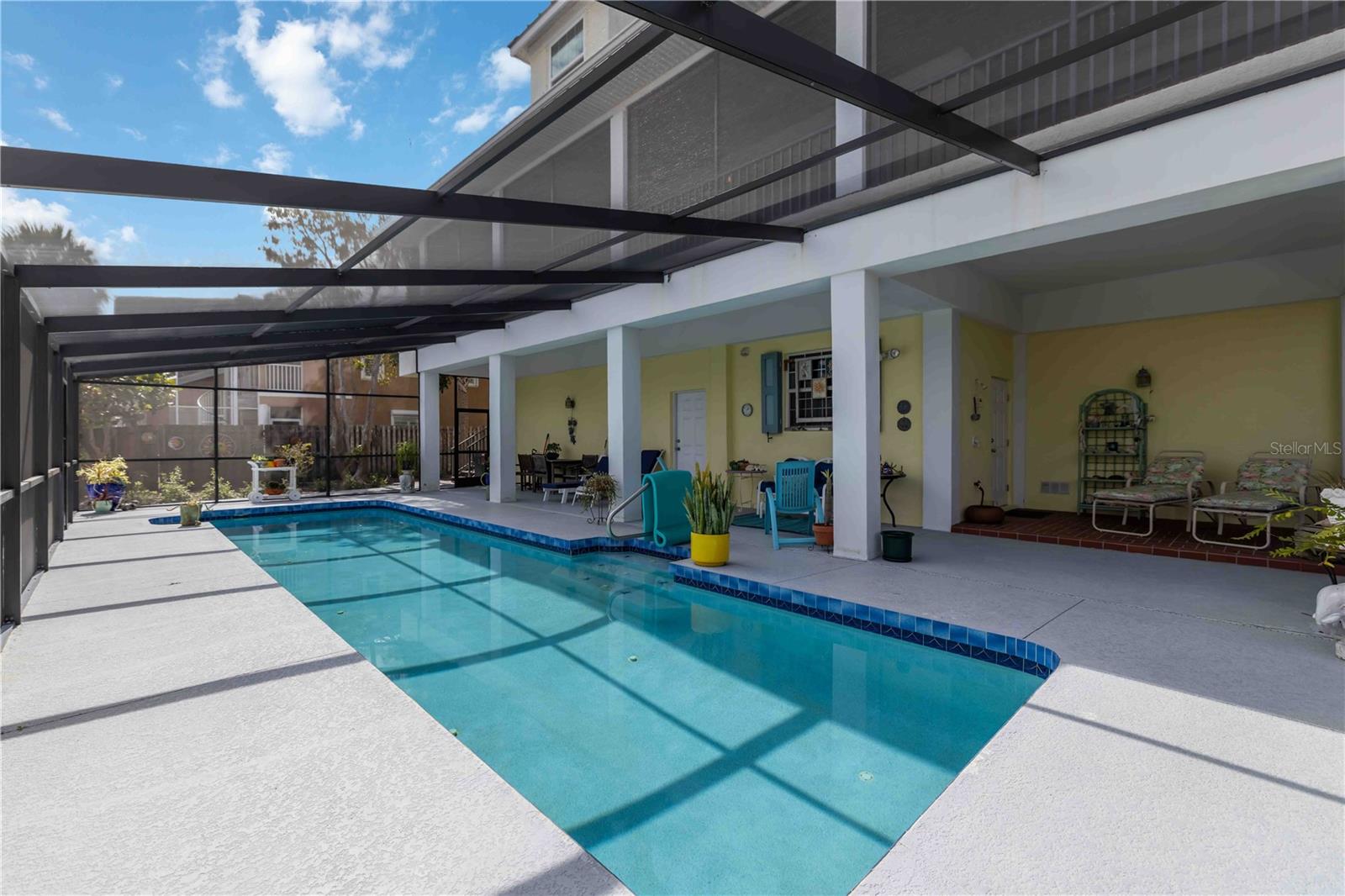 N6142947 Property Photo