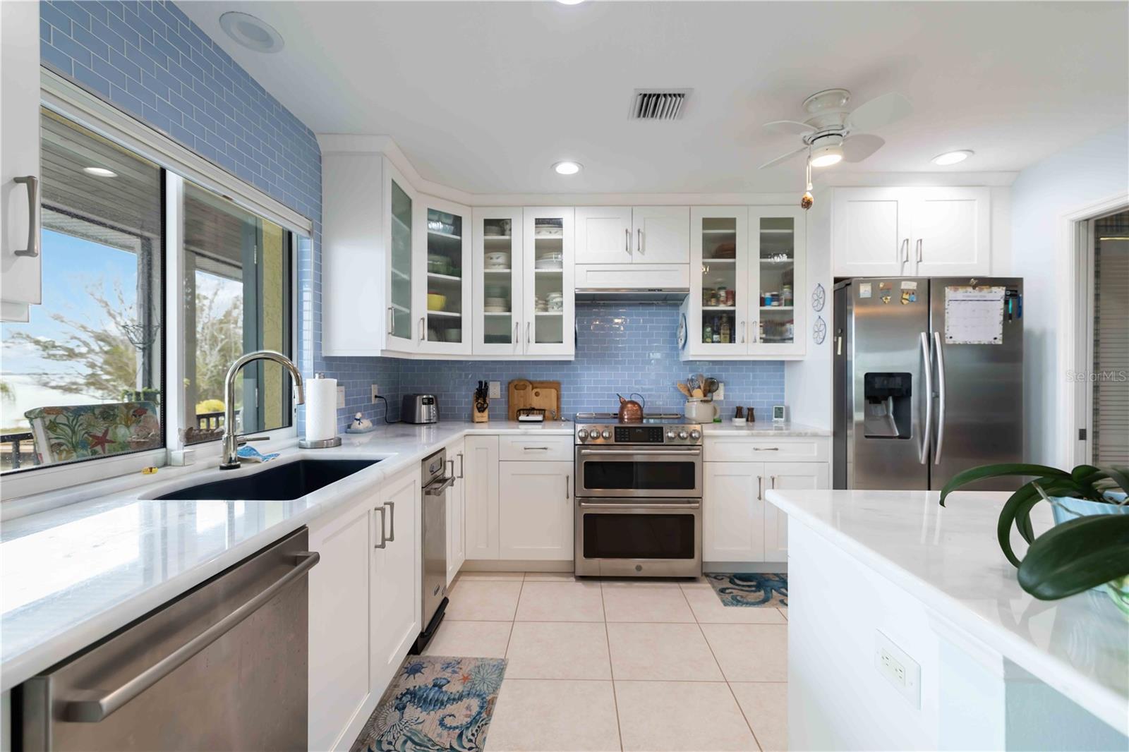 N6142947 Property Photo