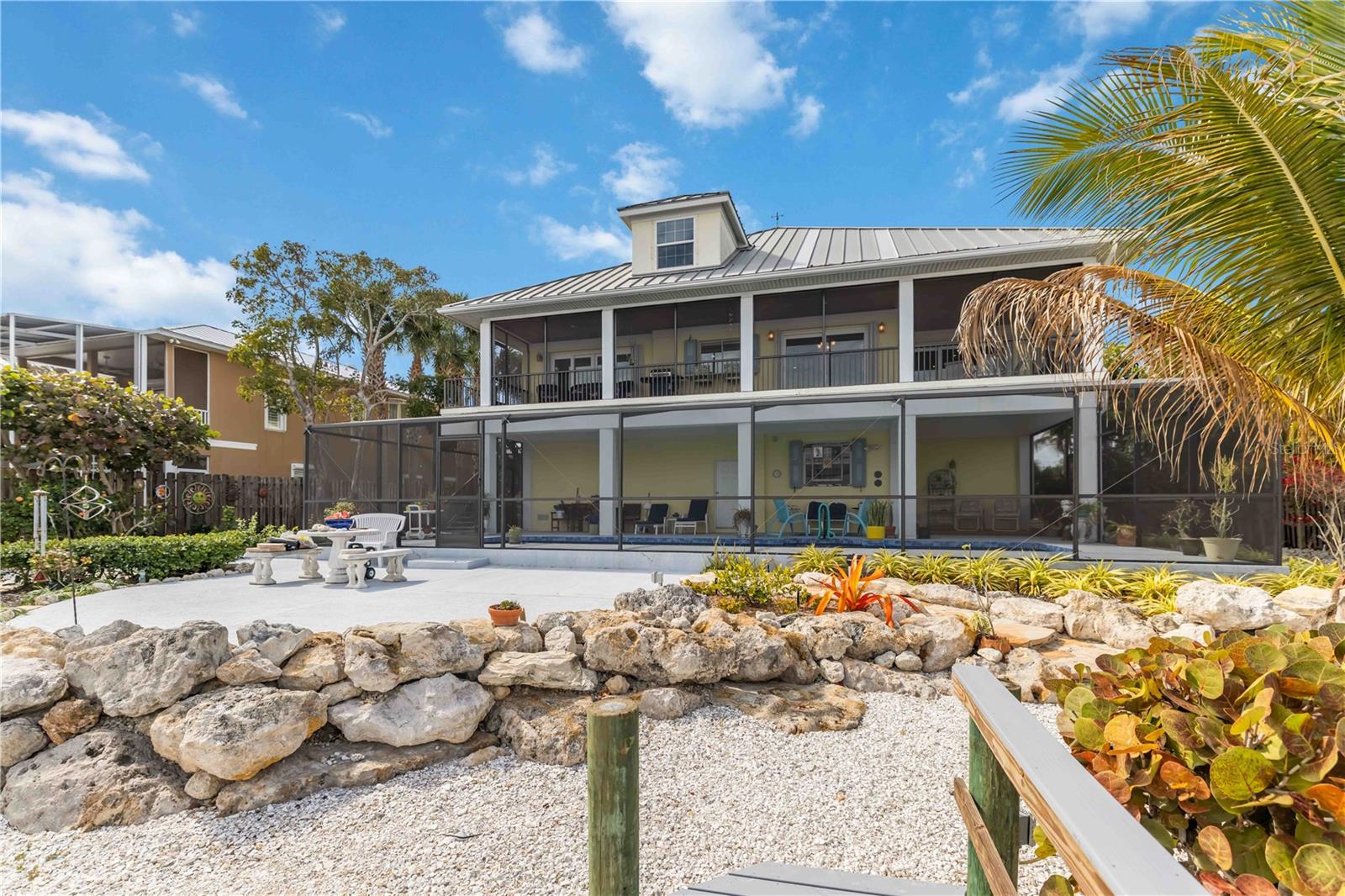 N6142947 Property Photo