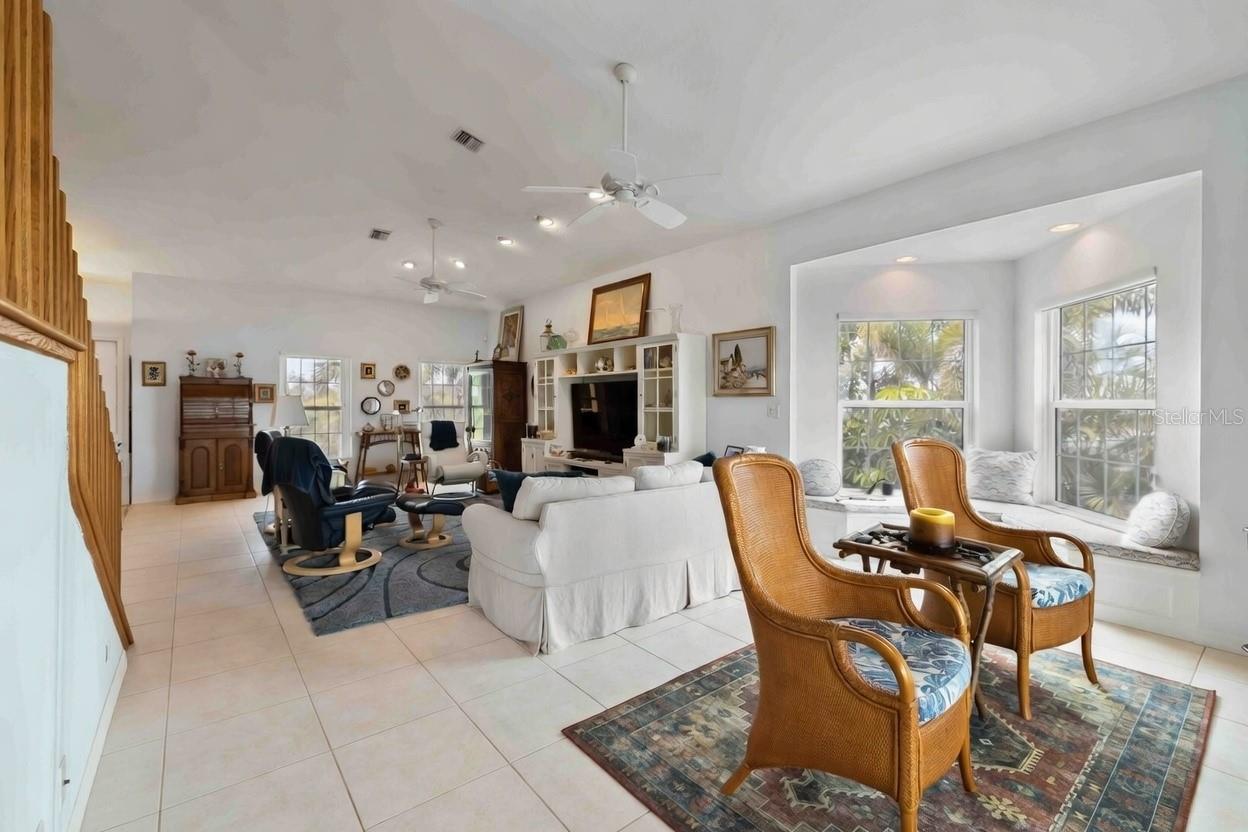 N6142947 Property Photo