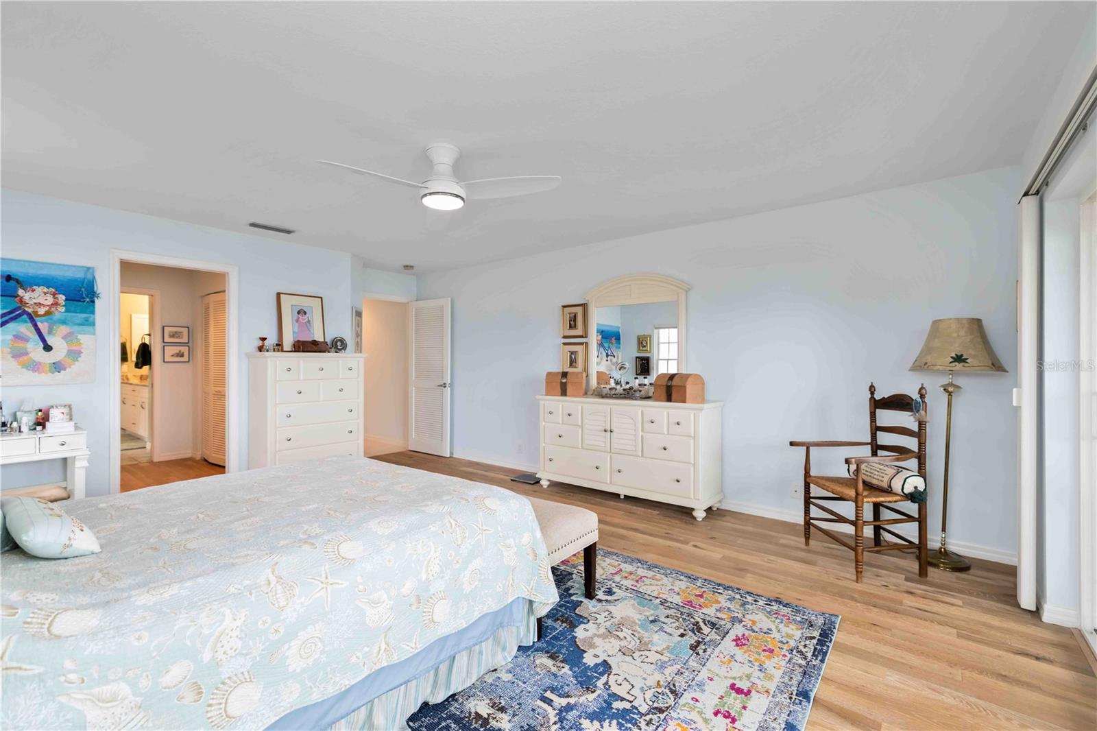 N6142947 Property Photo