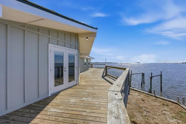 18 4TH ST, HORSESHOE BEACH, FL, 32648