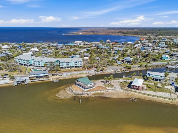 18 4TH ST, HORSESHOE BEACH, FL, 32648