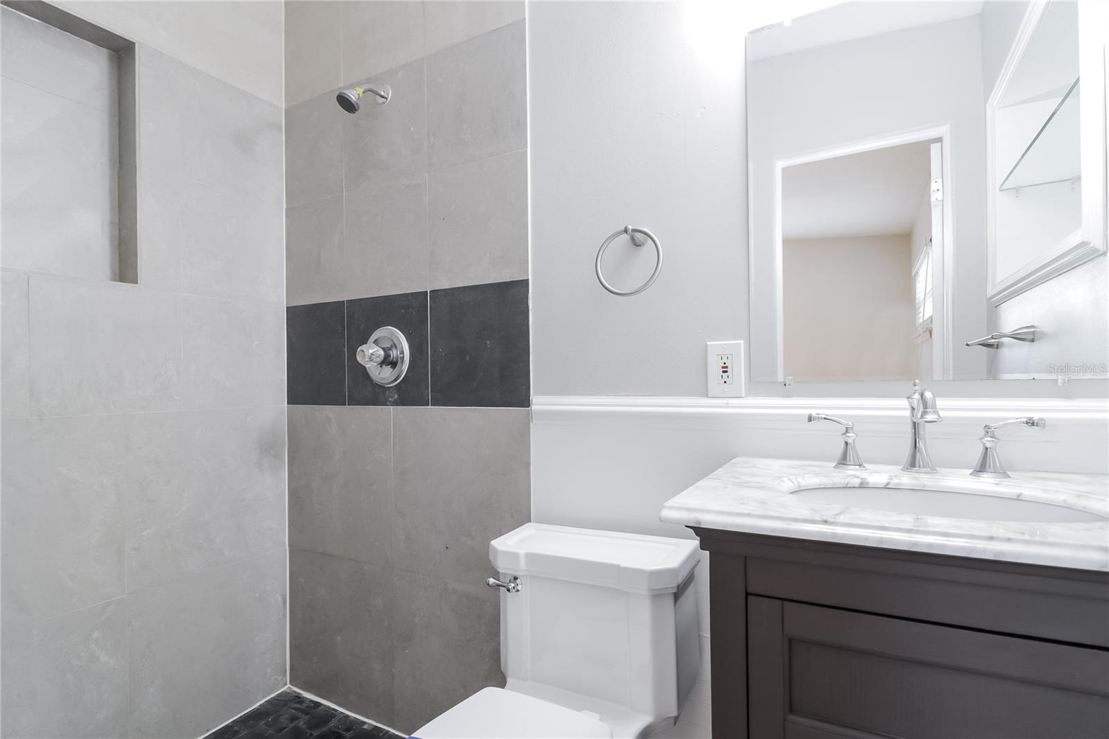 3404 PARIS PL, ORLANDO, FL, 32818