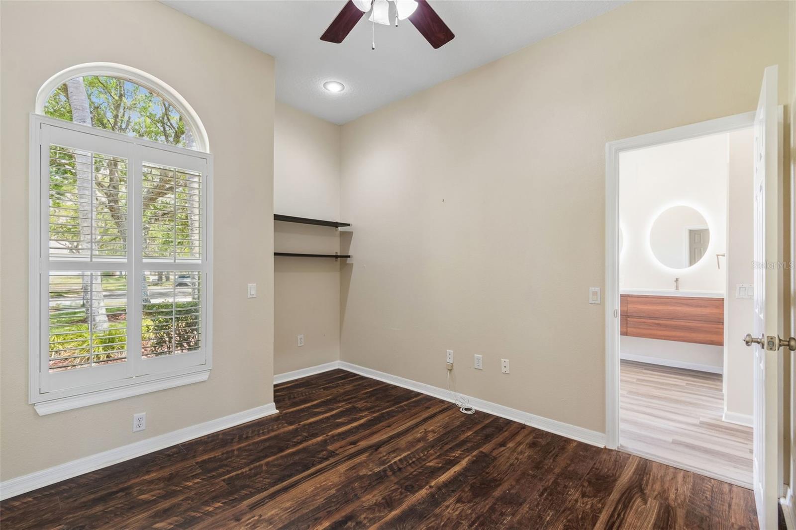 16329 ASHINGTON PARK DR, TAMPA, FL, 33647
