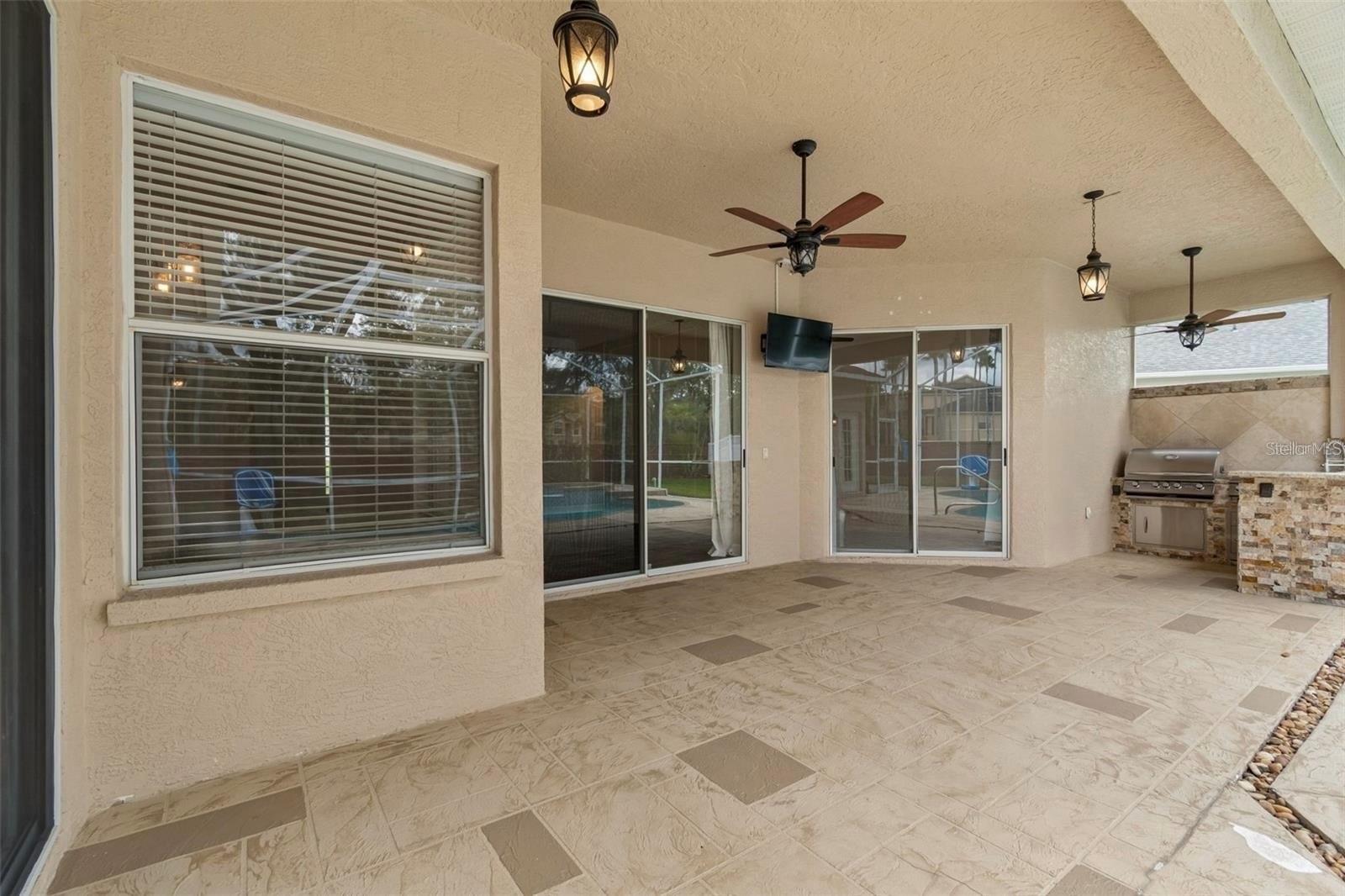 16329 ASHINGTON PARK DR, TAMPA, FL, 33647