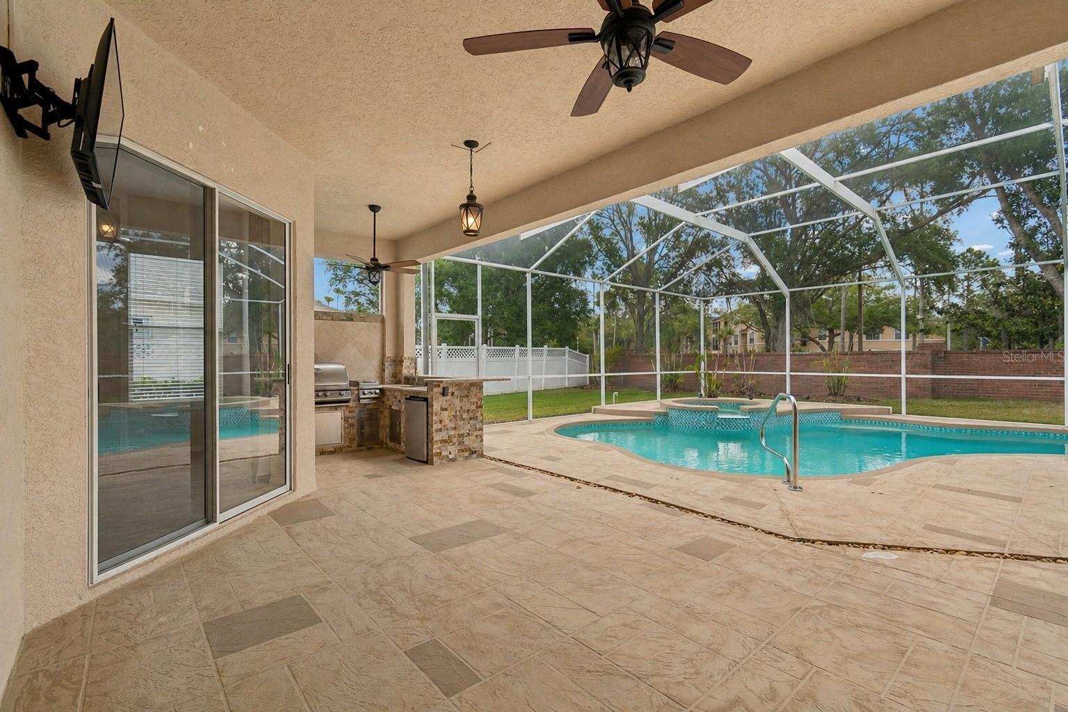 16329 ASHINGTON PARK DR, TAMPA, FL, 33647