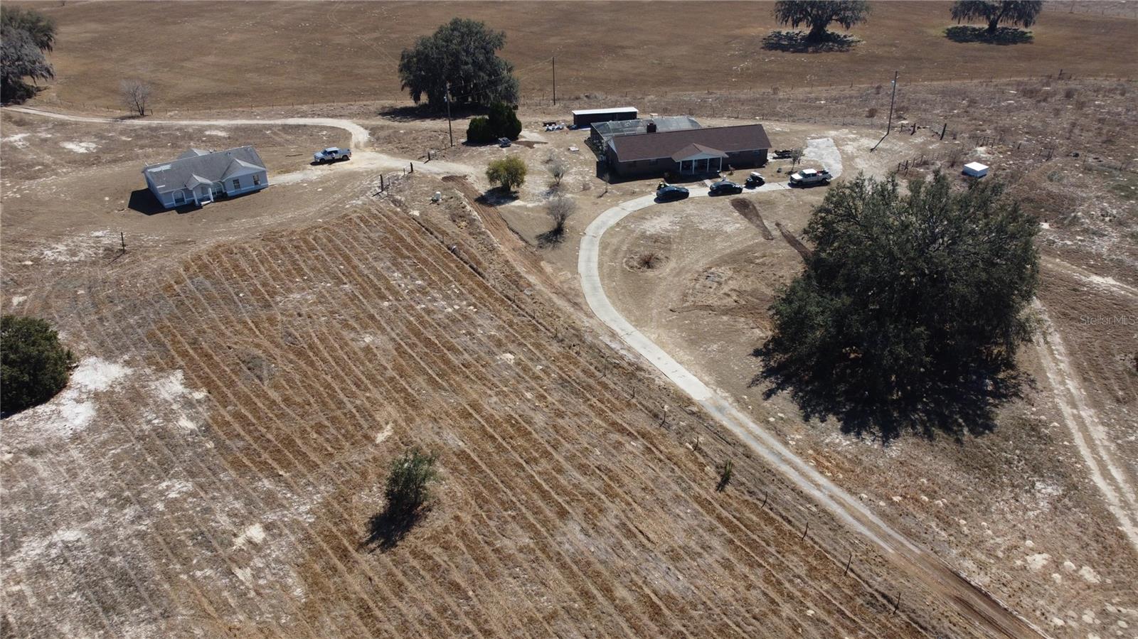 TB8475916 Property Photo