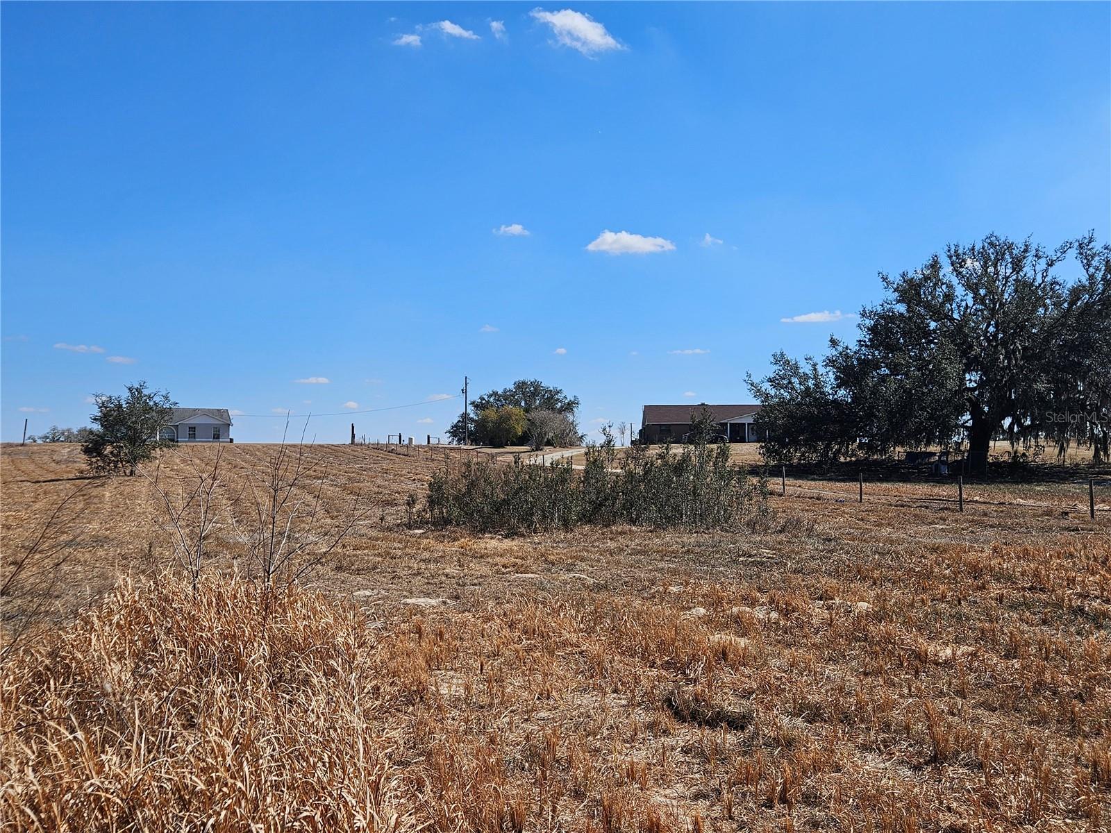 TB8475916 Property Photo