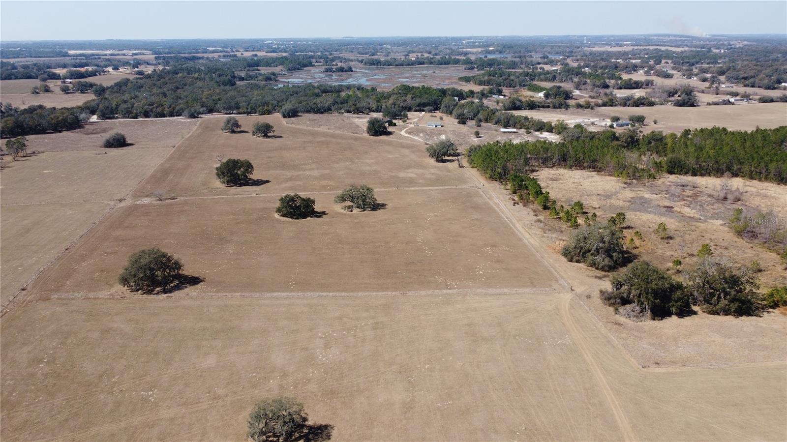 TB8475916 Property Photo