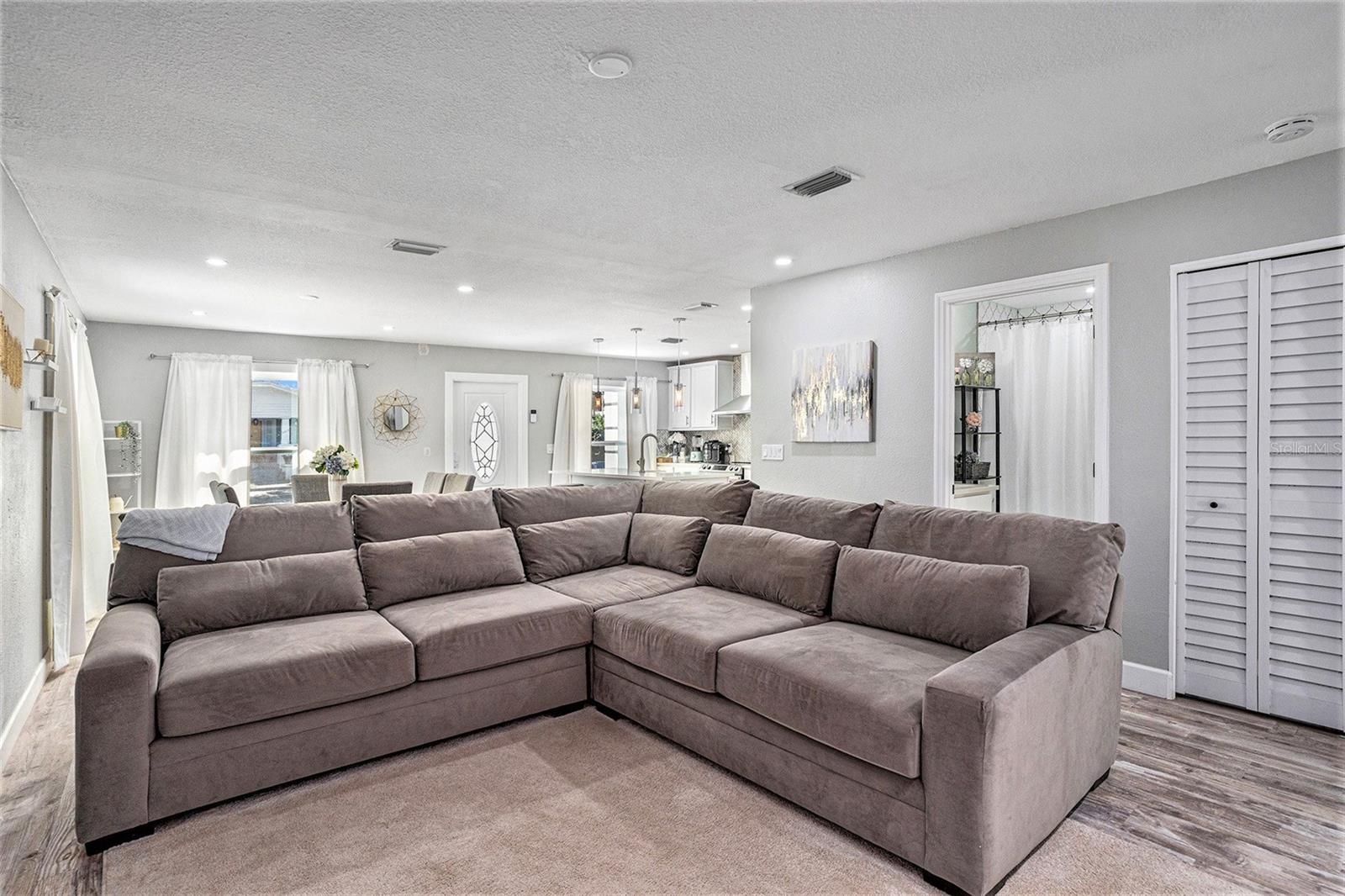 3012 N HIGHLAND AVE, TAMPA, FL, 33603