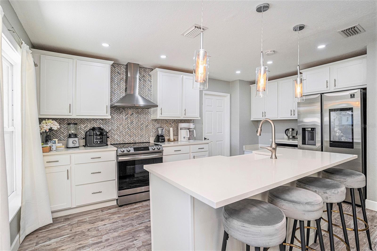 3012 N HIGHLAND AVE, TAMPA, FL, 33603