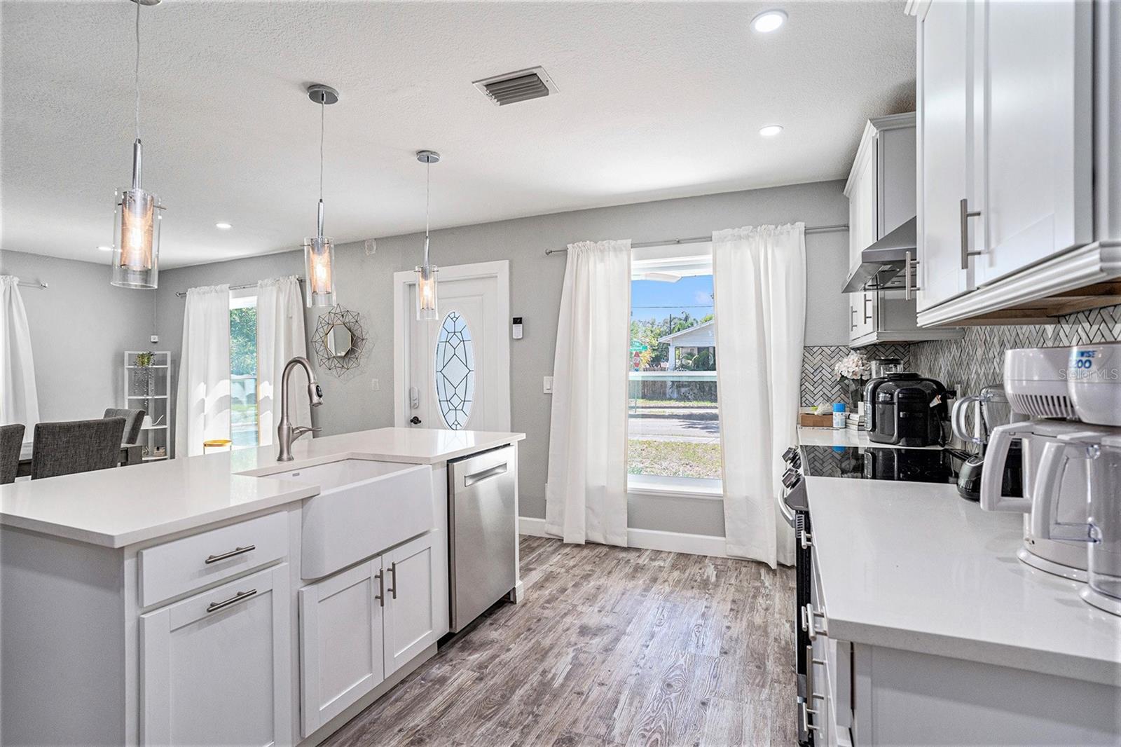 3012 N HIGHLAND AVE, TAMPA, FL, 33603