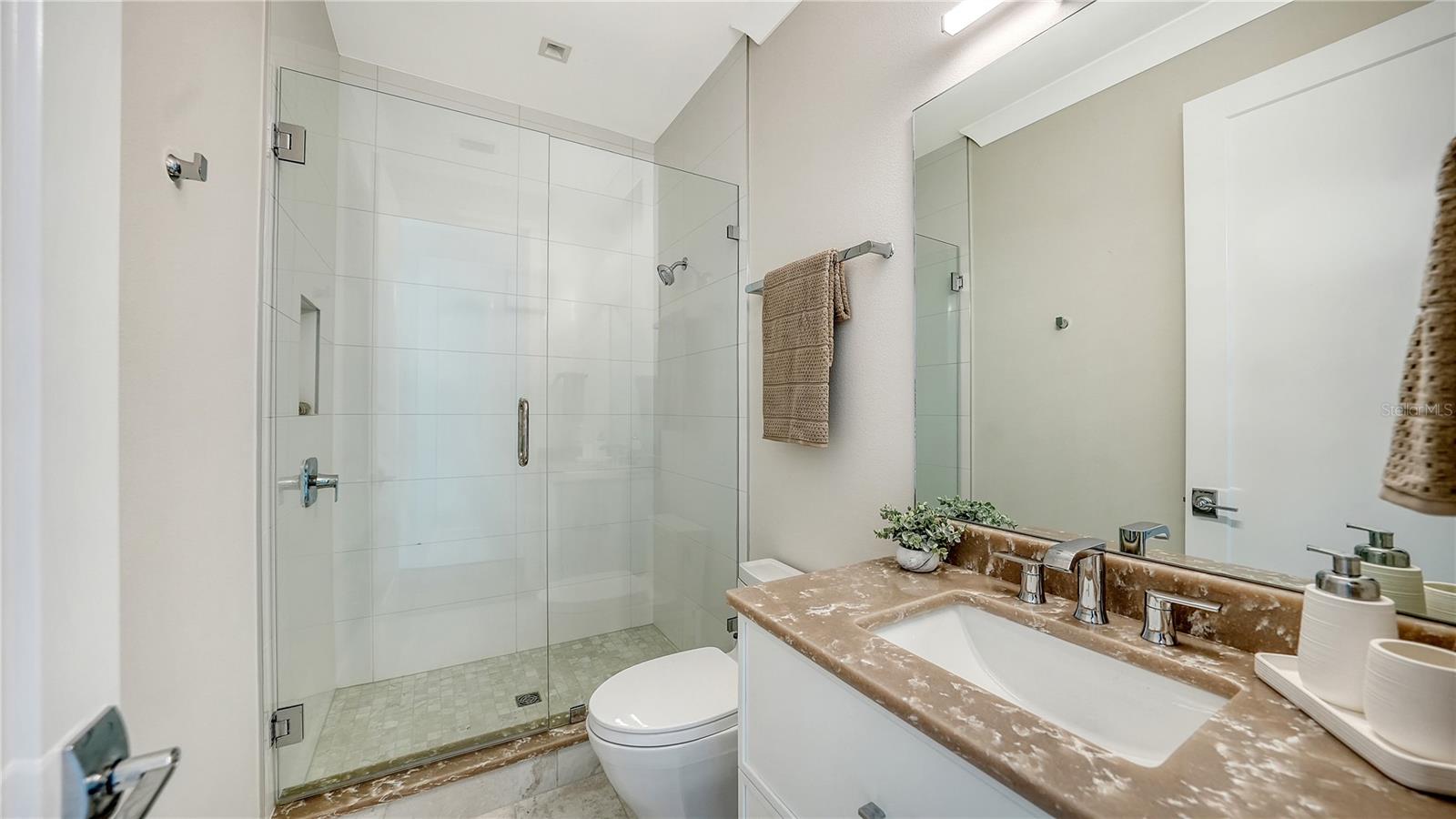 A4682428 Property Photo