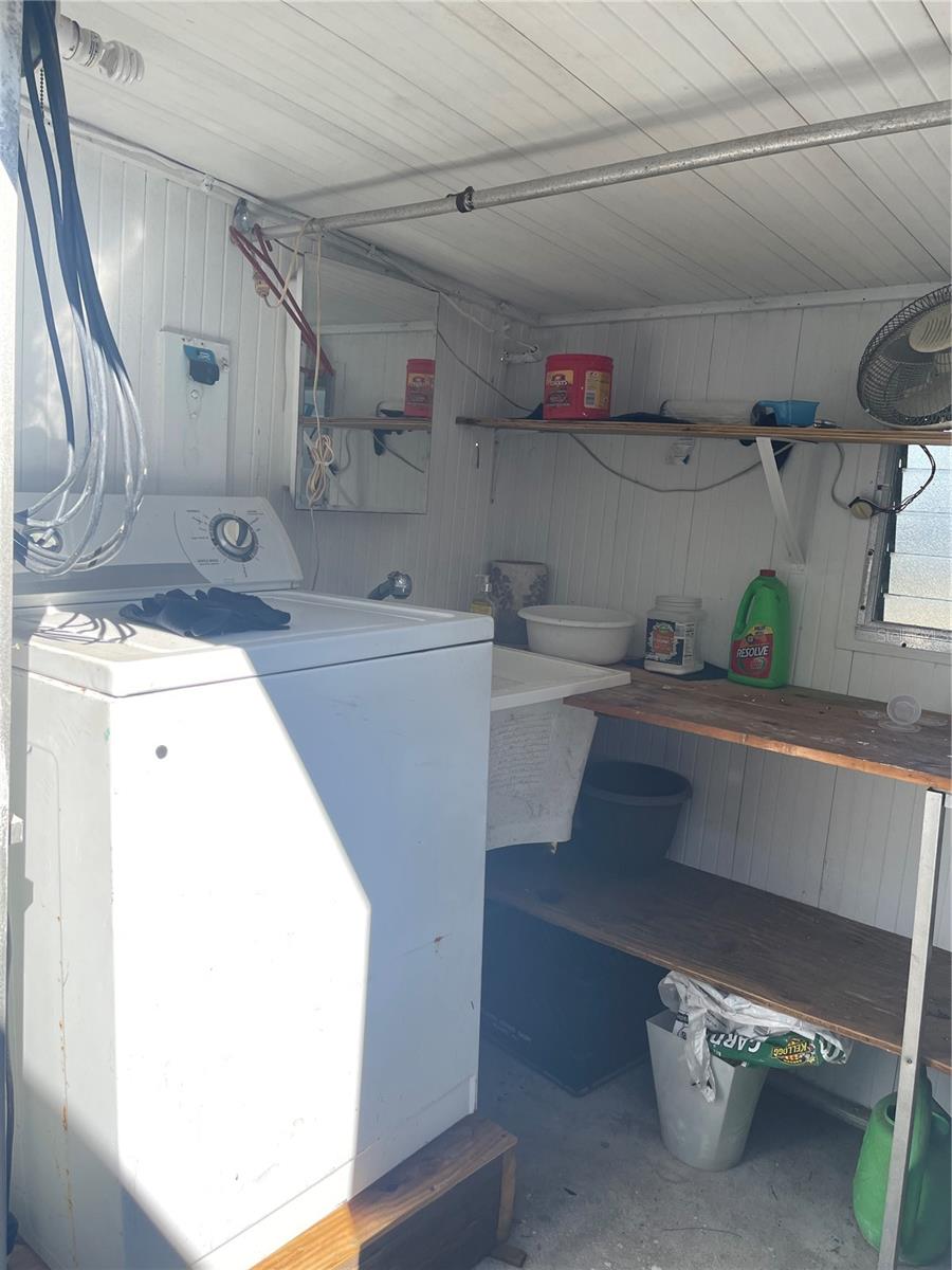 TB8475942 Property Photo