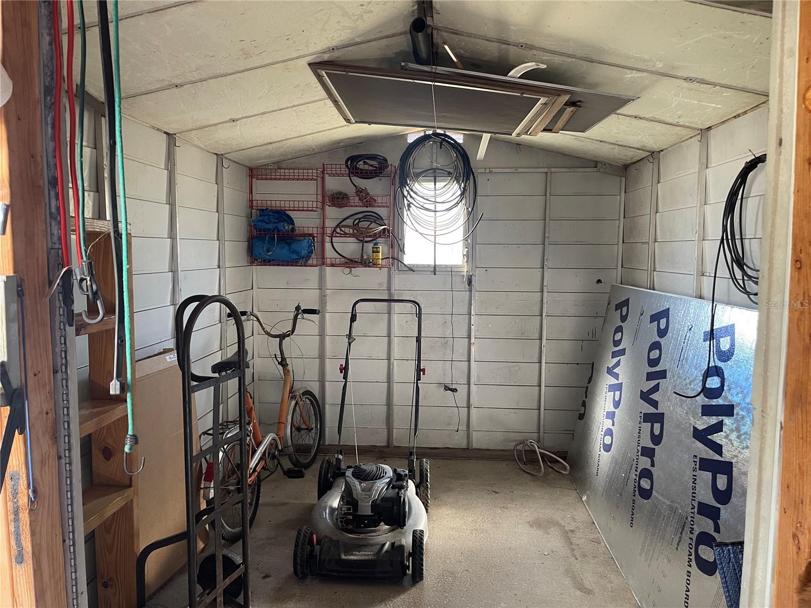 TB8475942 Property Photo