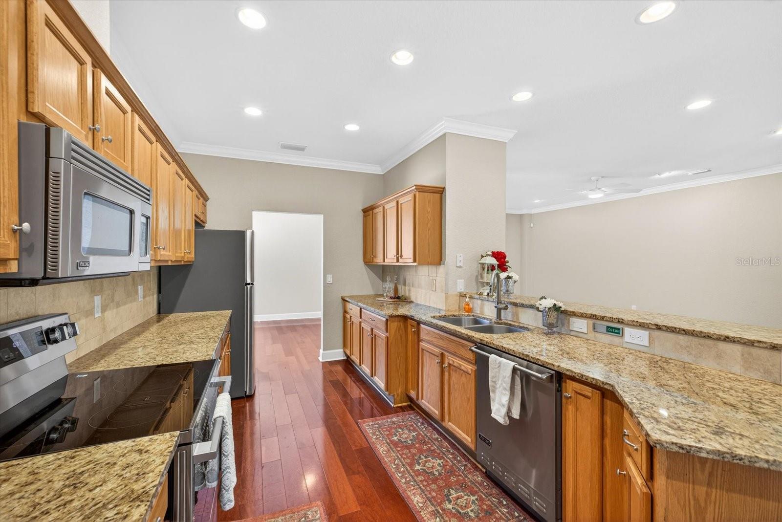 6532 GREEN ACRES BLVD, NEW PORT RICHEY, FL, 34655