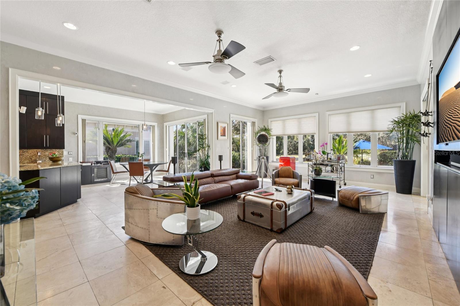 O6382287 Property Photo