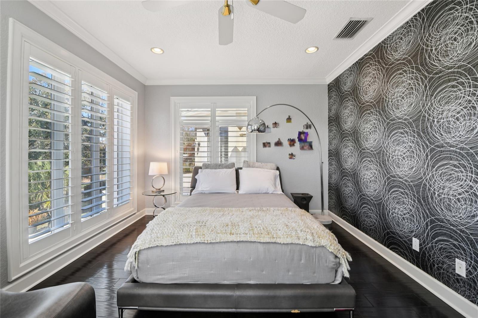 O6382287 Property Photo