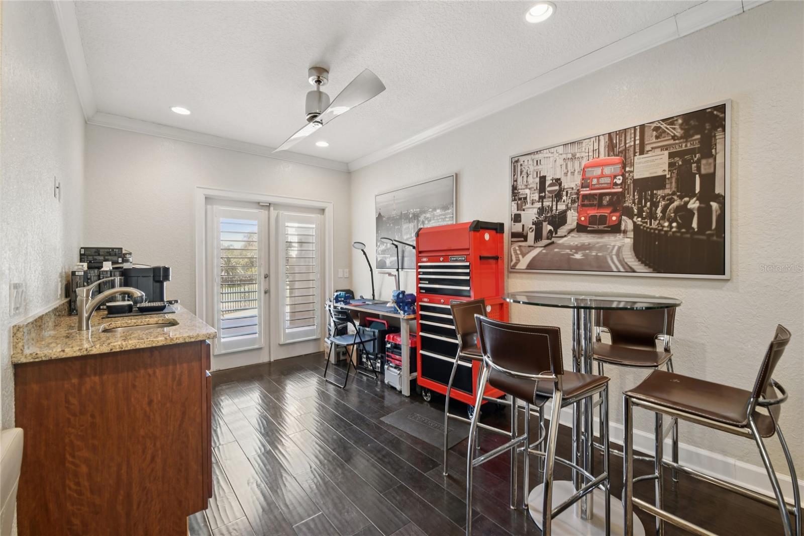 O6382287 Property Photo