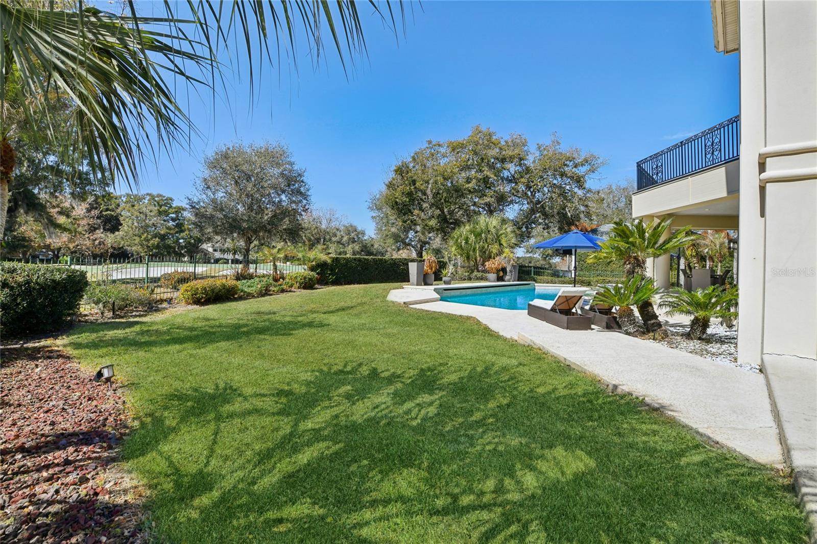 O6382287 Property Photo