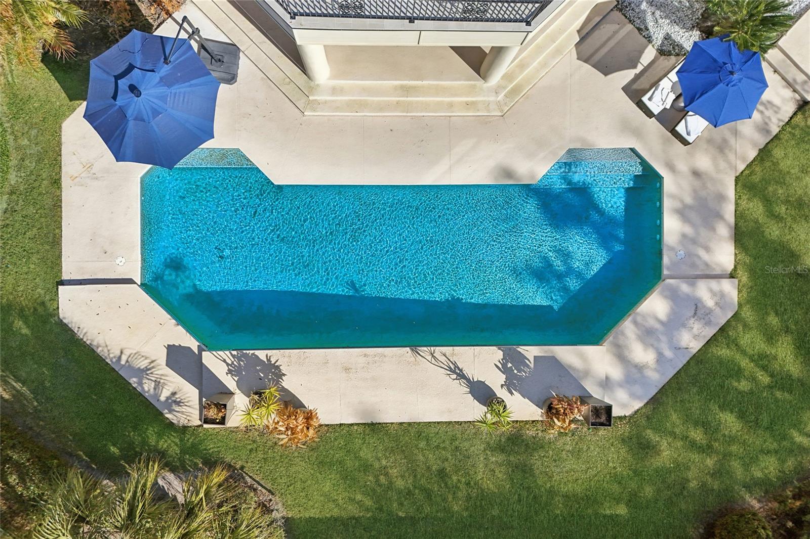 O6382287 Property Photo