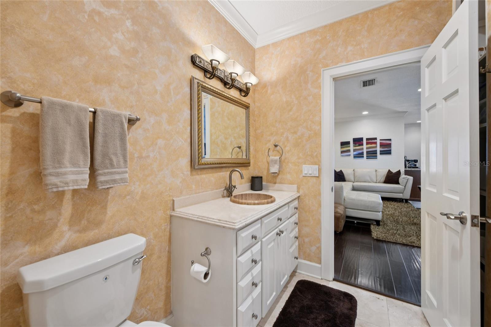 O6382287 Property Photo