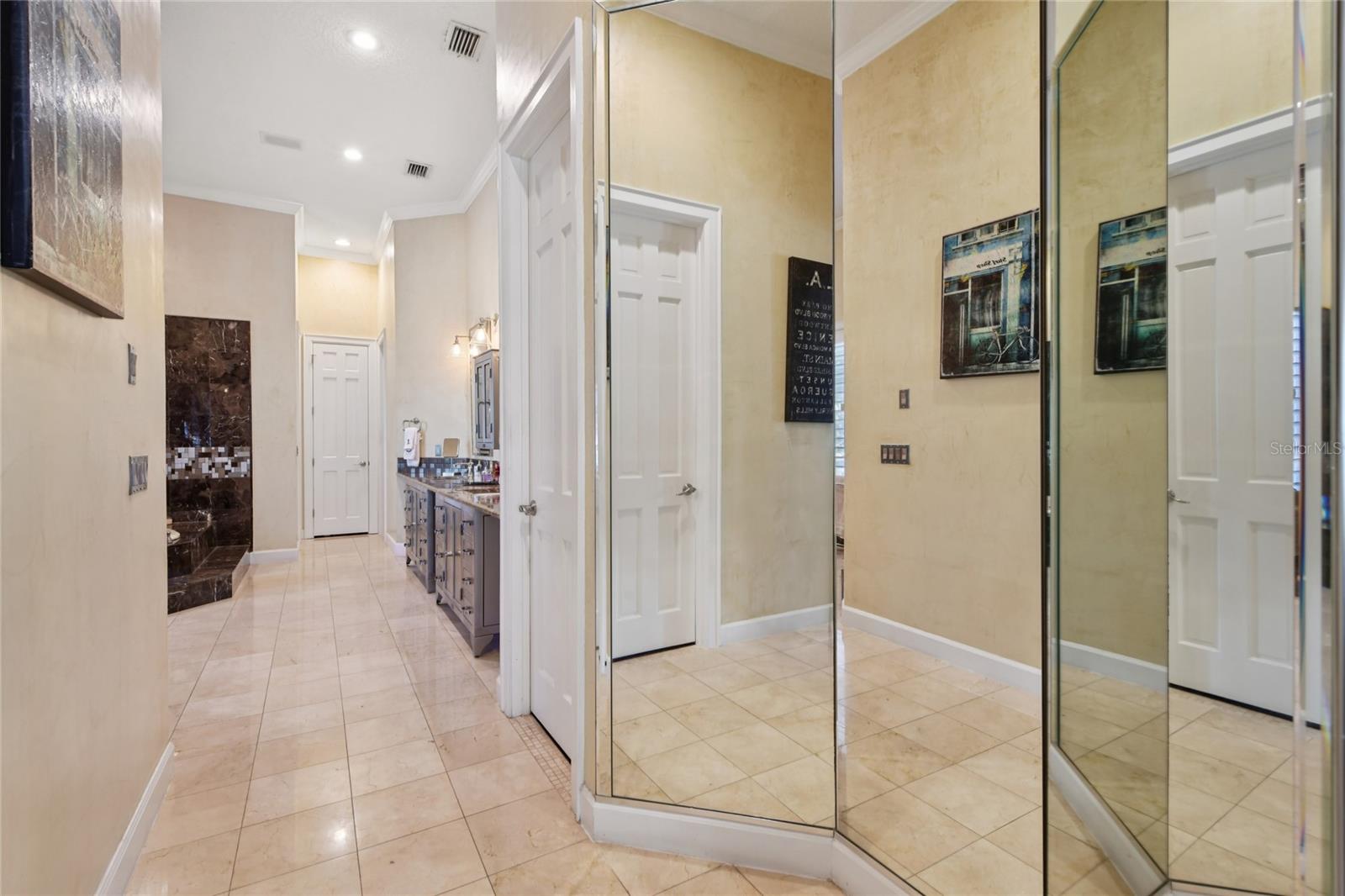 O6382287 Property Photo