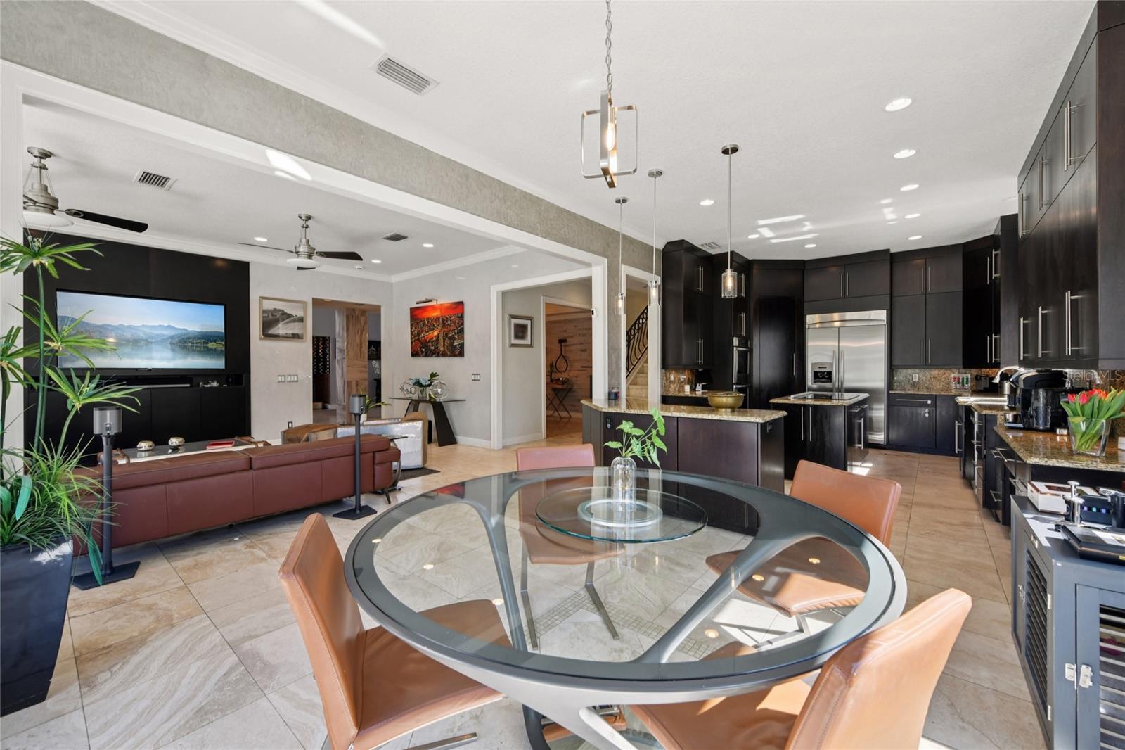 O6382287 Property Photo