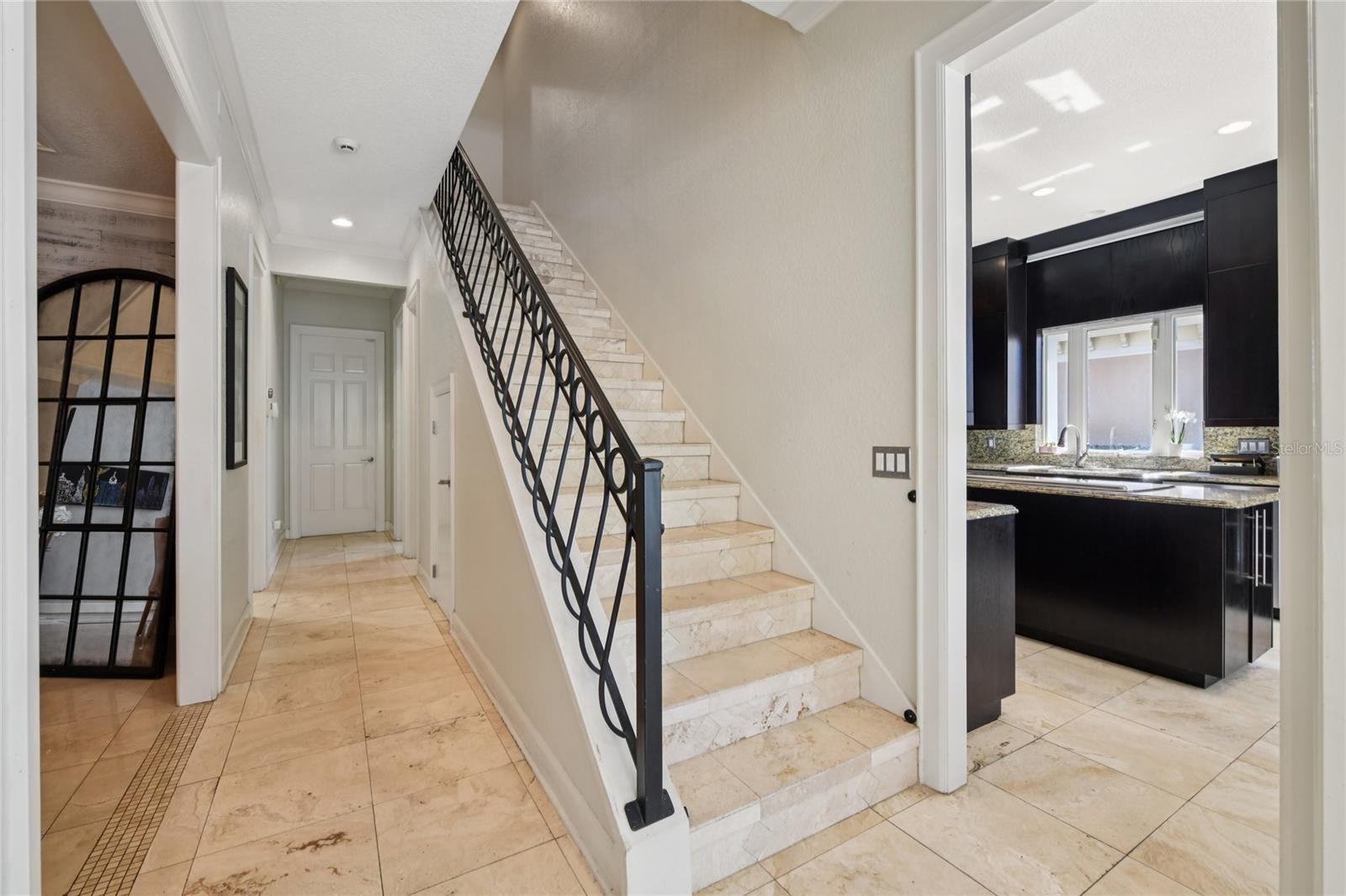 O6382287 Property Photo