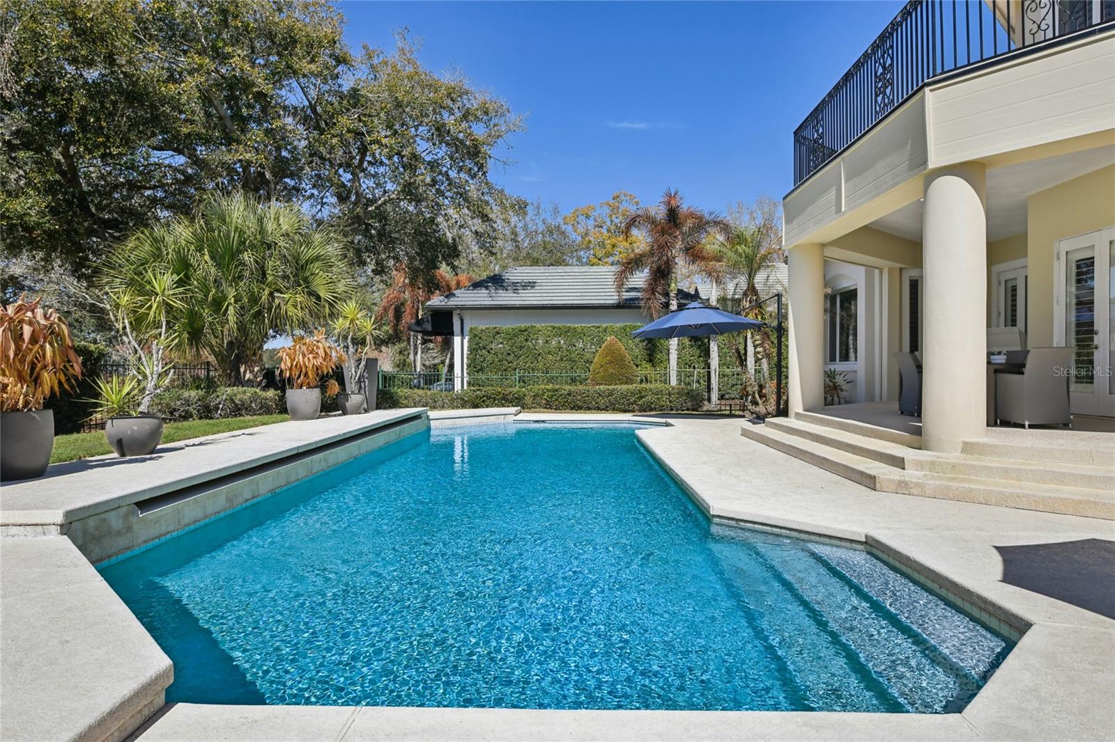 O6382287 Property Photo