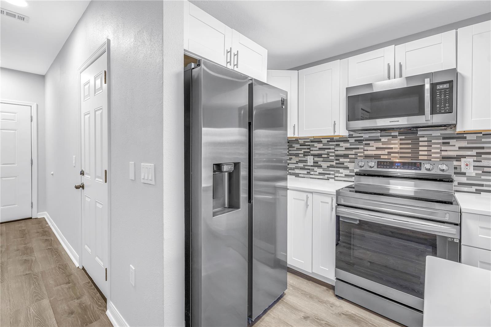 4330 TYLER CIR N, ST PETERSBURG, FL, 33709