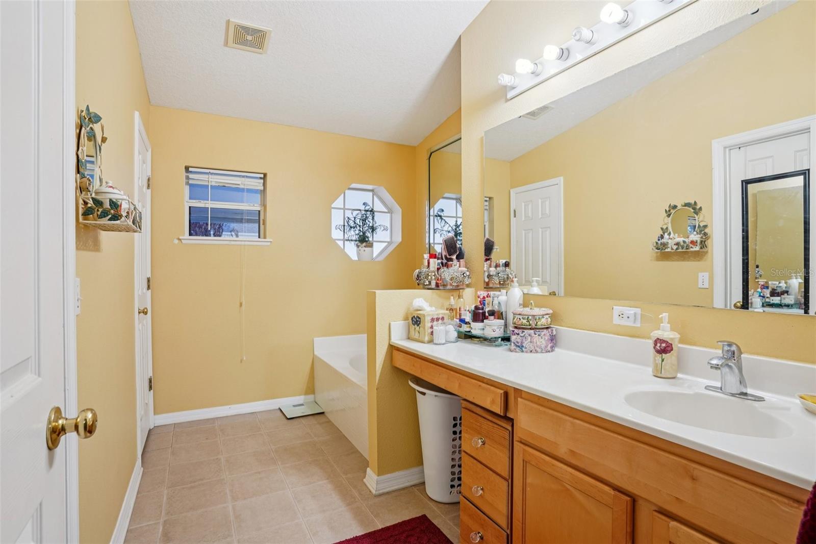 2315 BELFRY WAY, MASCOTTE, FL, 34753