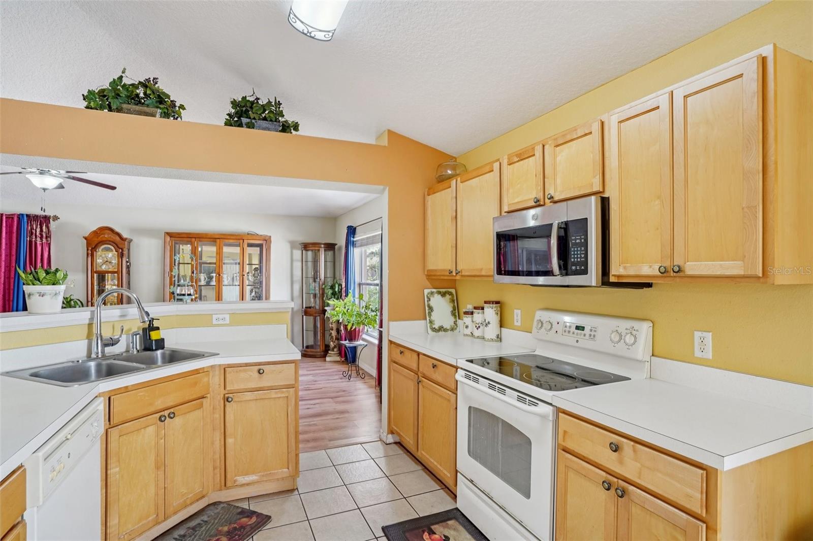 2315 BELFRY WAY, MASCOTTE, FL, 34753
