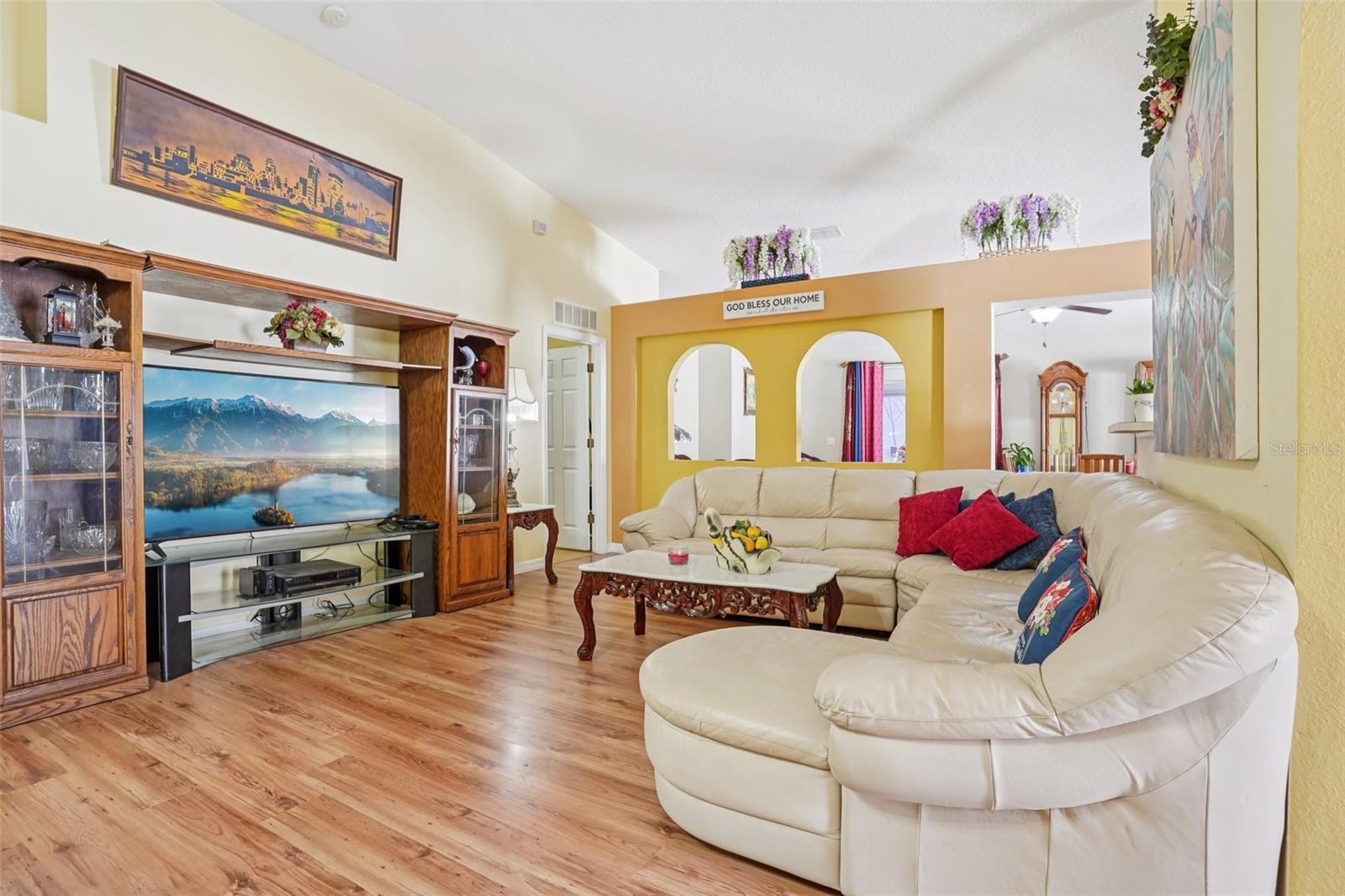 2315 BELFRY WAY, MASCOTTE, FL, 34753
