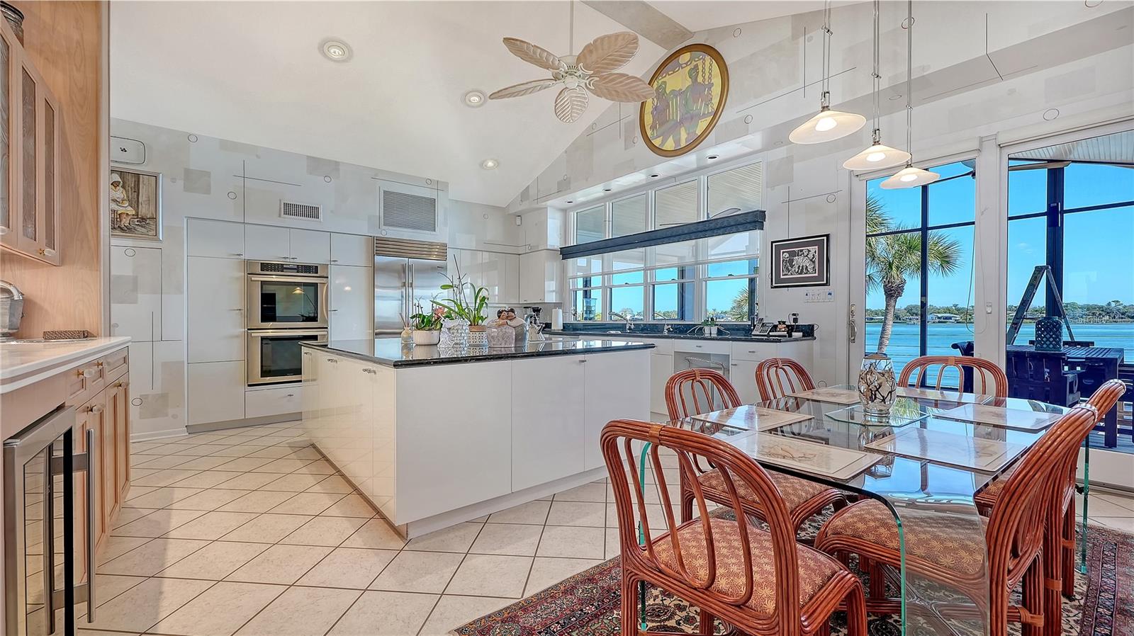 A4682484 Property Photo