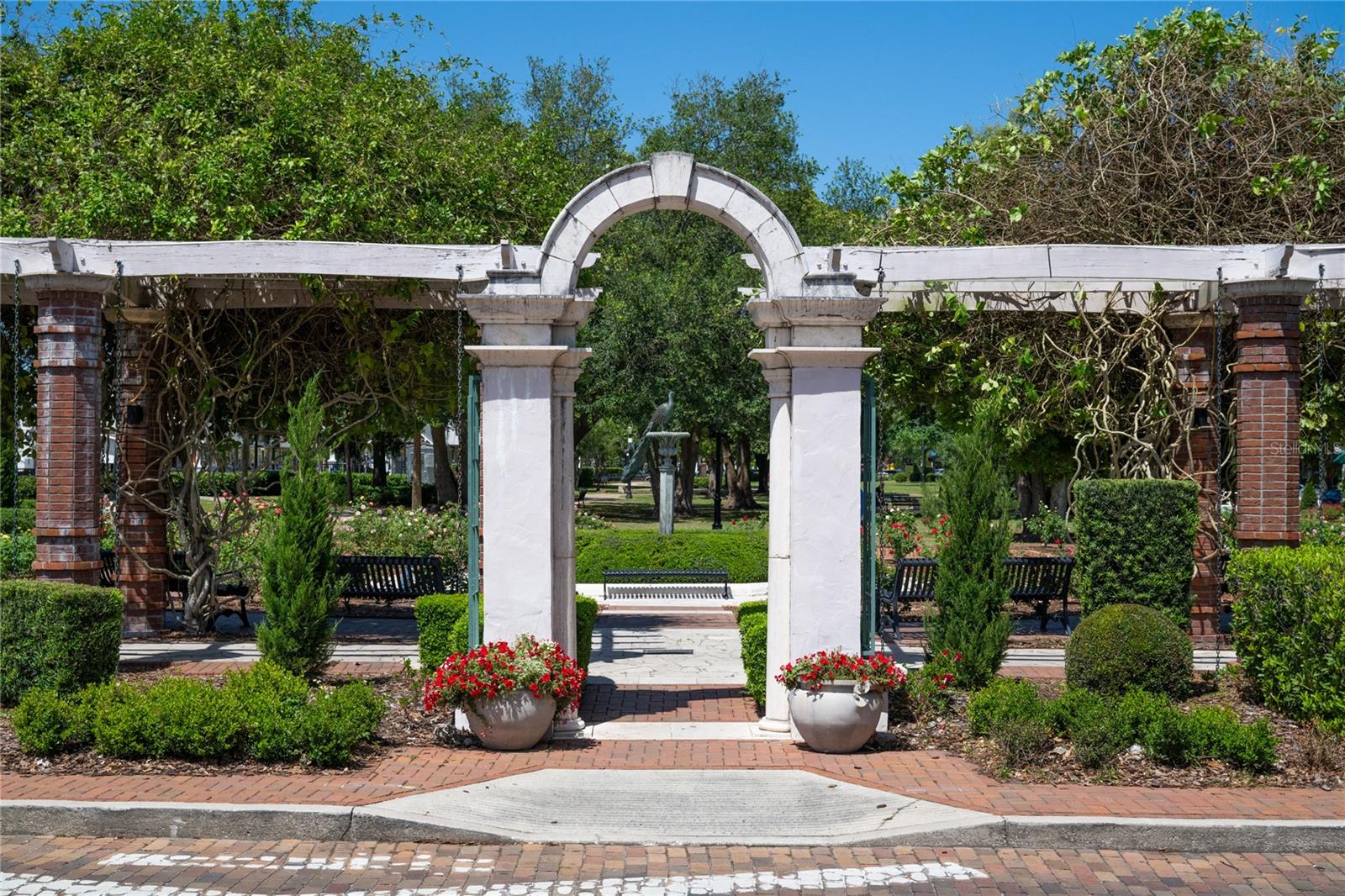 1581 FOREST AVE, WINTER PARK, FL, 32789