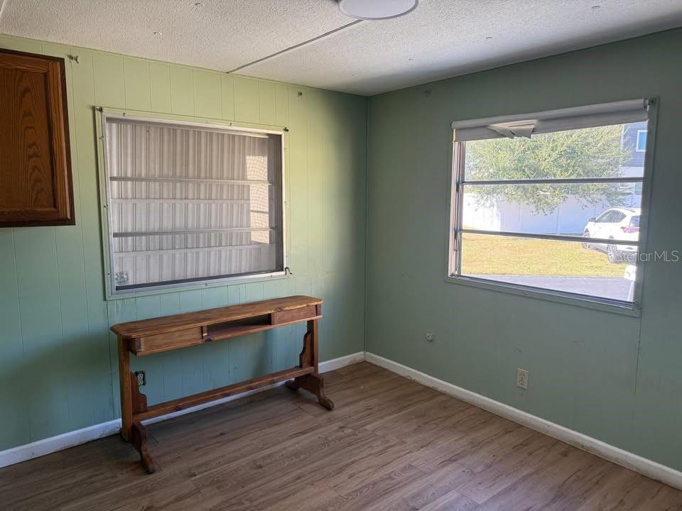 TB8476121 Property Photo