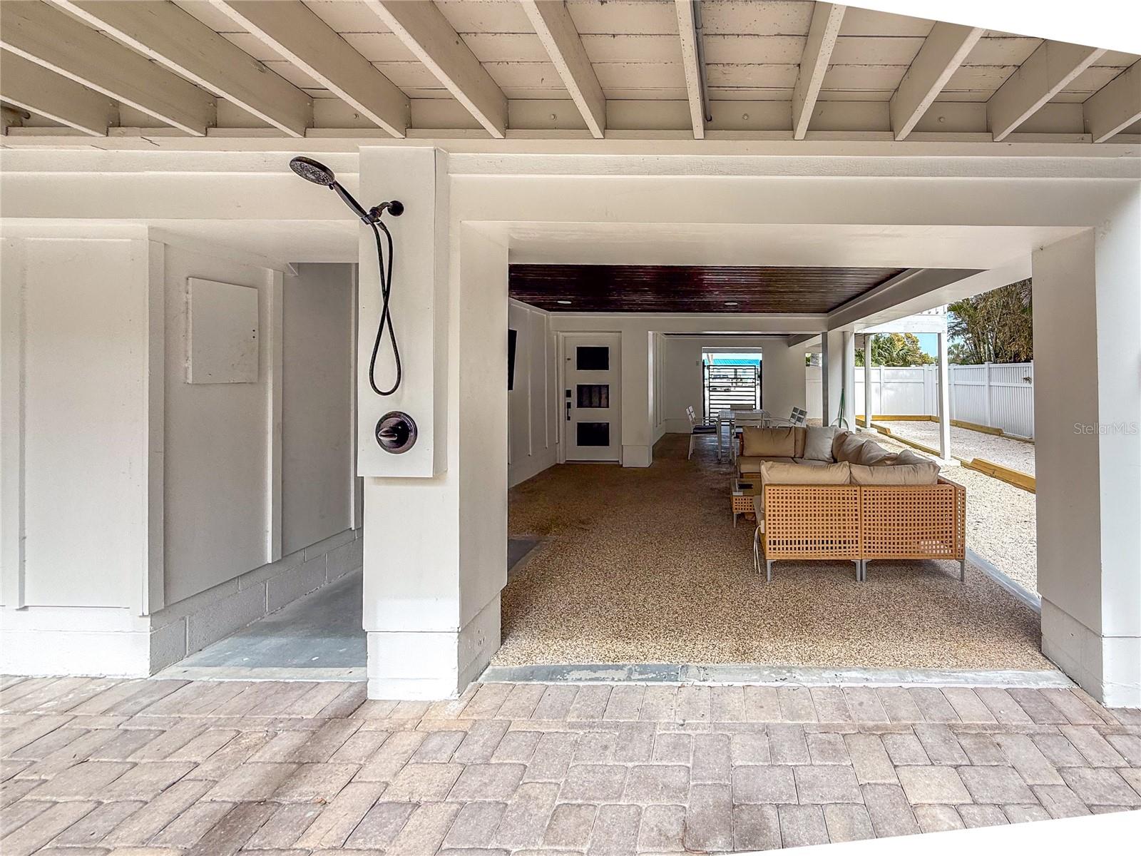 A4682522 Property Photo