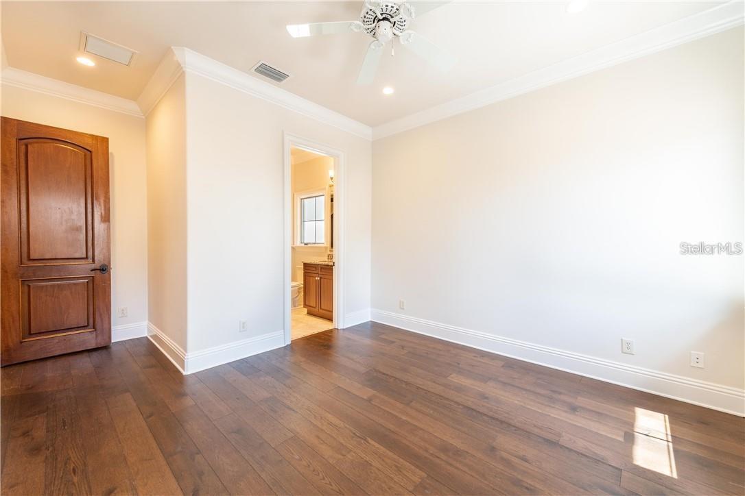 G5108178 Property Photo