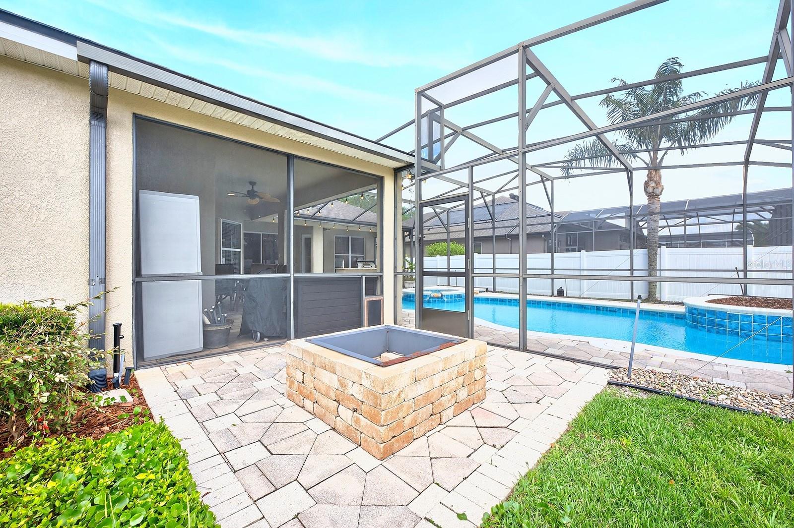 3965 EMERALD ESTATES CIR, APOPKA, FL, 32703