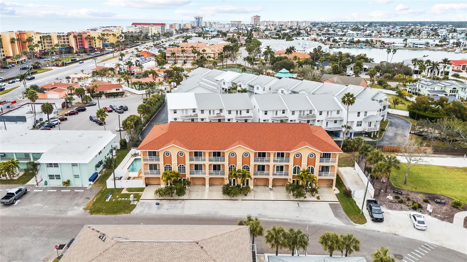 Mar Amante Townhomes