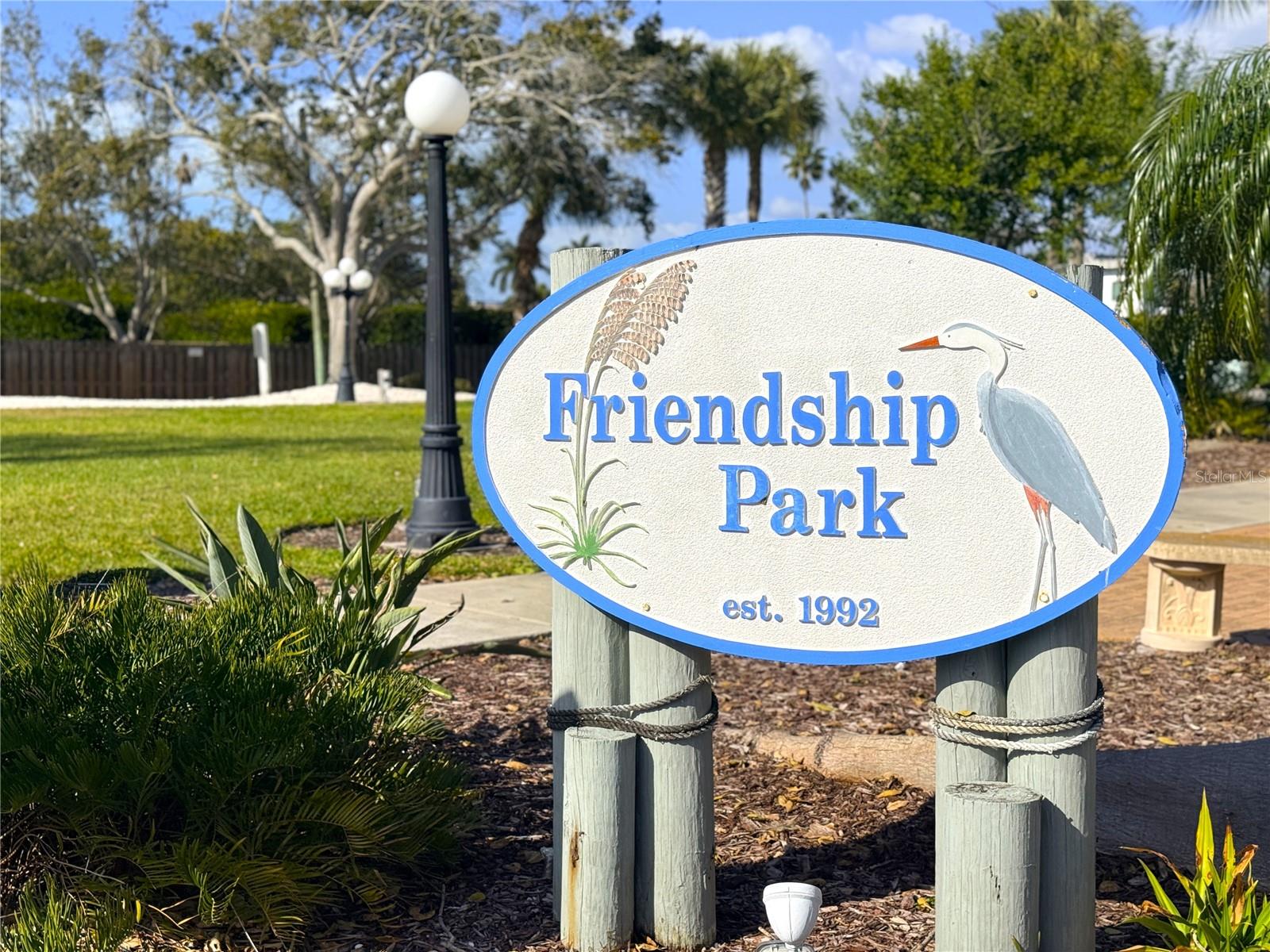 Sublime Friendship Park Next Door