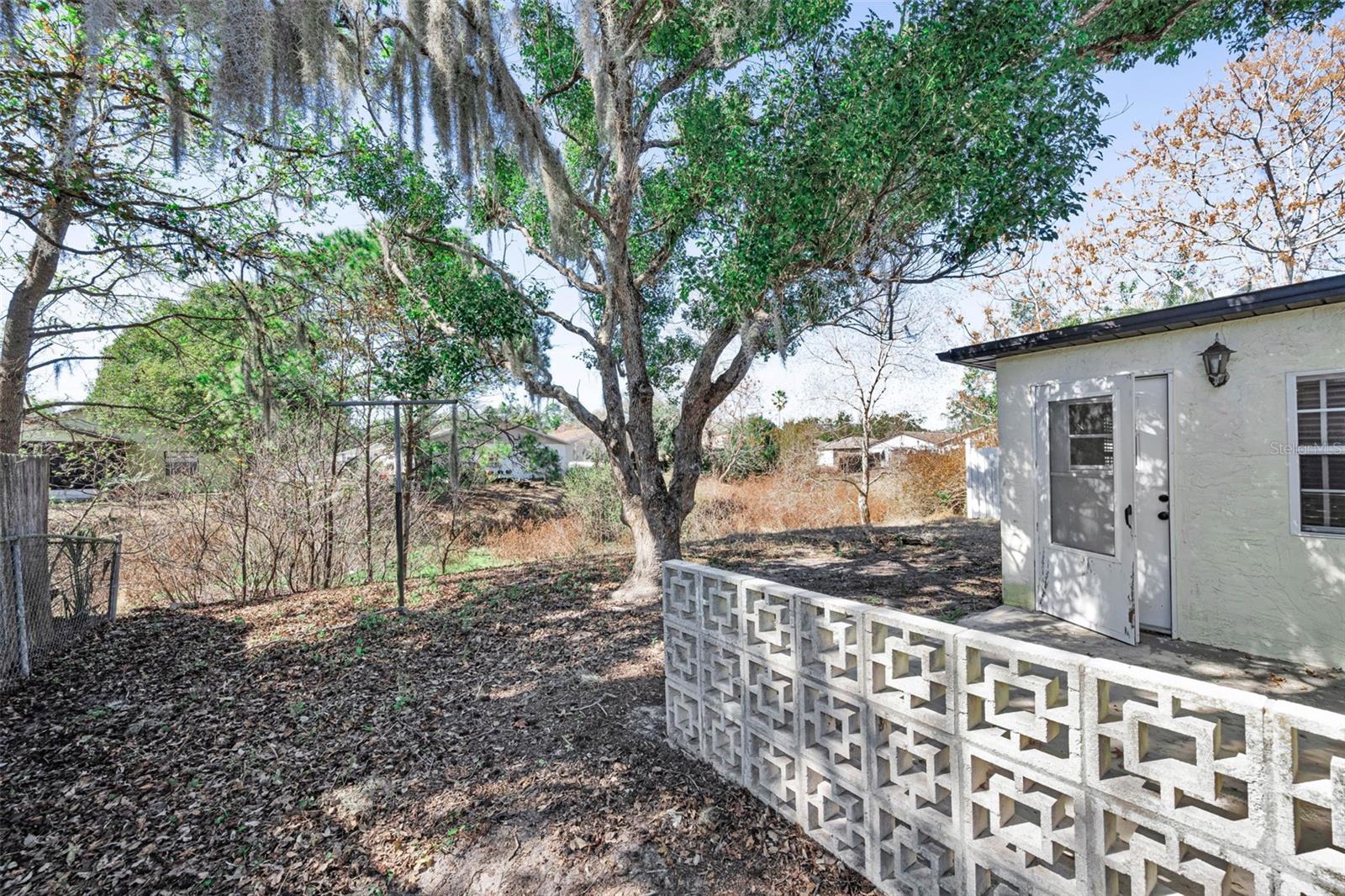 Lovely back yard with Patio and Private overlooking ravine